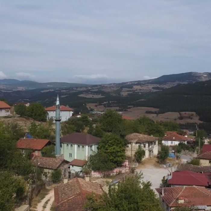 Taraklı Aksu Köyü Satılık İmarlı Arsa 390 m²