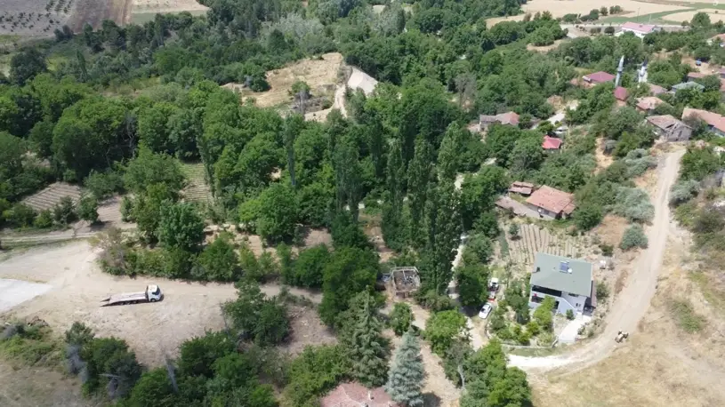Golpazari Mustakil Tapulu Imarli Satilik Arsa – 390 m² 1 4