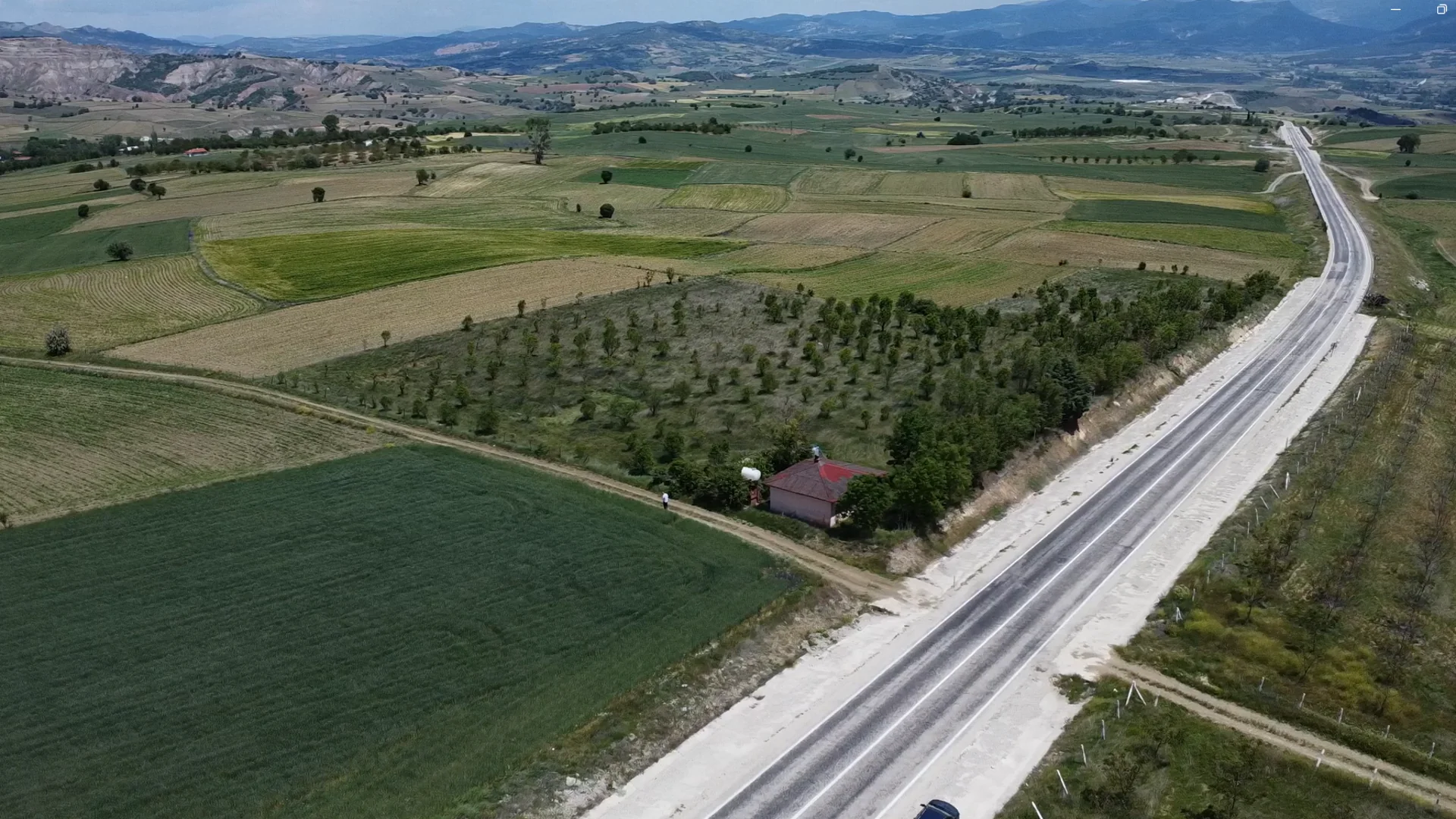 Bilecik Yenipazar da Yol Cepheli Meyve Agacli Mustakil Tapulu Satilik Arazi 2 4 ARSA