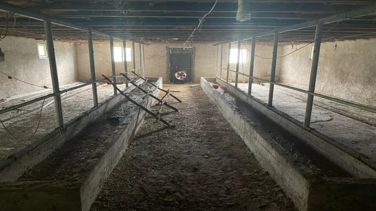 Bozüyük Satılık Çiftlik – 6750m² Ahırlı Hazır Tesis